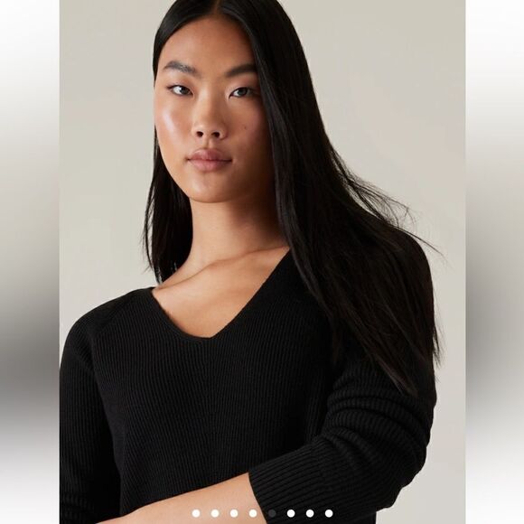 Athleta- Women’s Black Hanover Refined V-Neck Wool Blend Sweater, Size XL - Picture 4 of 16